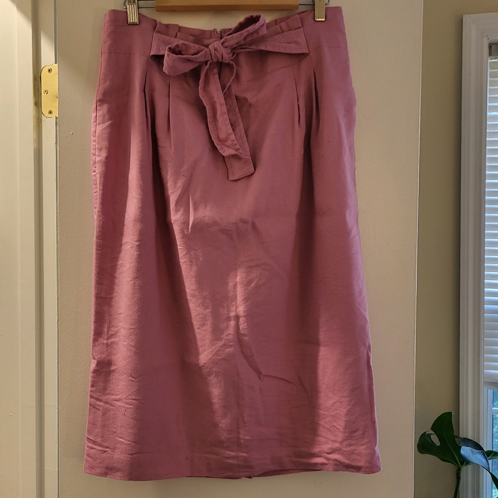 Ann Taylor high waisted pencil skirt